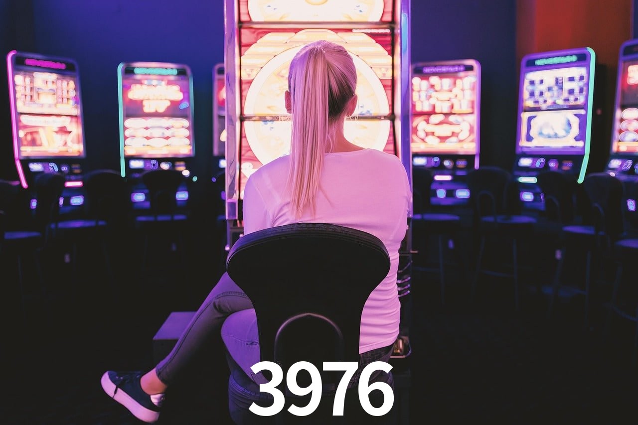 Bonus Features 3976